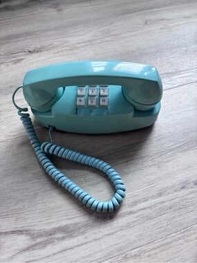Vintage Classic Western Electric Princess Aqua Blue Push Button Telephone